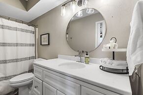 Farmhouse at the Foothills - Perfect Escape