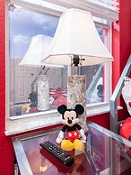 Mickey Mouse Cluff House