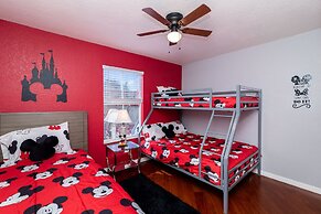 Mickey Mouse Cluff House