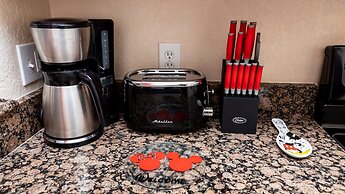 Mickey Mouse Cluff House