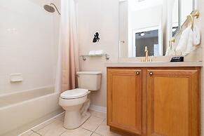 Mickey Mouse Cluff House