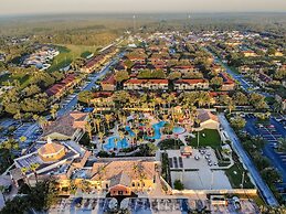 Mickey Mouse Cluff House