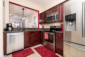 Mickey Mouse Cluff House