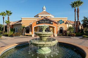 Mickey Mouse Cluff House