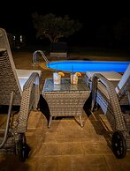 OLD OLIVE TREE COTTAGE