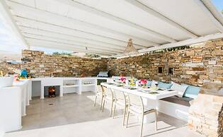 Villa Flo by Anamnesia Collection