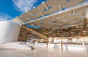 Villa Flo by Anamnesia Collection