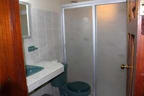 HOTEL ISLA ESMERALDA