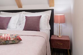 Romantic apartment in the attic