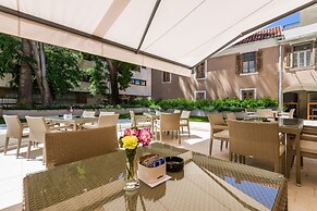 Romantic apartment in the attic