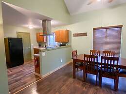 Crooked River Ranch Cabins