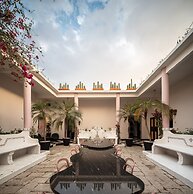 HOLT's Hotel De Mi Independencia