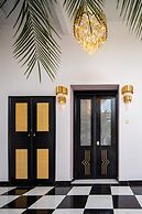 HOLT's Hotel De Mi Independencia