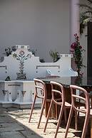 HOLT's Hotel De Mi Independencia