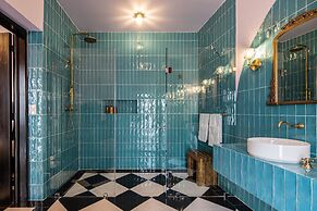 HOLT's Hotel De Mi Independencia