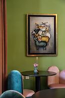 HOLT's Hotel De Mi Independencia