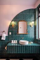 HOLT's Hotel De Mi Independencia