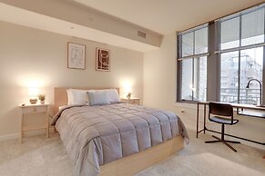 Nice Apt Great Views in Pentagon City