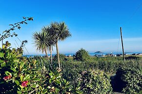 Wavecrest Holiday Cottage