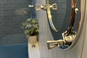 Wavecrest Holiday Cottage