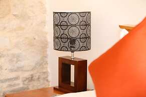 Kingston Country Courtyard