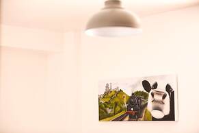 Kingston Country Courtyard