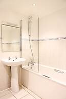 Kingston Country Courtyard