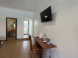 Mi Nhon Em Hotel Muine