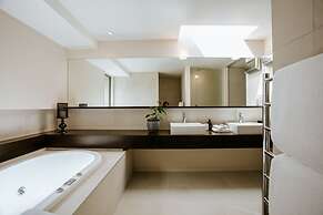 Release Wanaka - Lake Edge