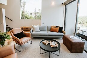 Release Wanaka - Lake Edge