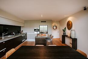 Release Wanaka - Lake Edge