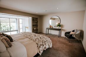 Release Wanaka - Lake Edge