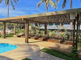 Straw Hat Surf Hostel