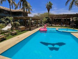 Straw Hat Surf Hostel