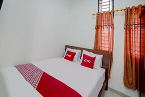 OYO 90683 Teratai Homestay