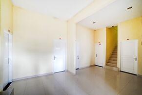 OYO 90683 Teratai Homestay