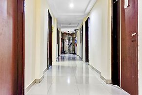 Super OYO 90692 Point Hostel