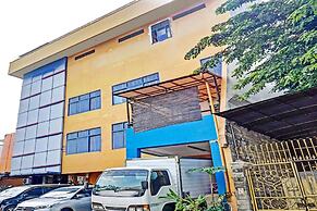 Super OYO 90692 Point Hostel