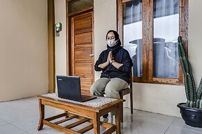 OYO Homes 91006 Eco Tourism Desa Cibodas Areng 5 Syariah