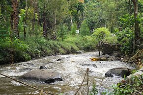 OYO Homes 91006 Eco Tourism Desa Cibodas Areng 5 Syariah