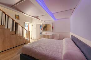 Corricella Moonlight House