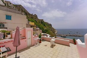 Corricella Moonlight House