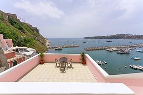 Corricella Moonlight House