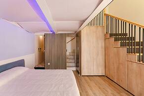 Corricella Moonlight House