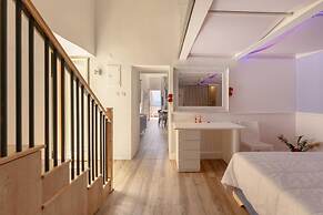 Corricella Moonlight House