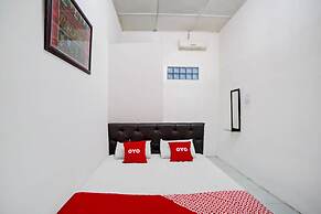 OYO 90355 Darussalam Inn