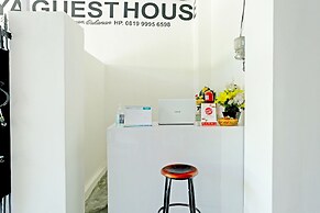 OYO 90859 Cahaya Guest House