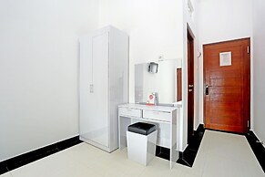 OYO 90859 Cahaya Guest House