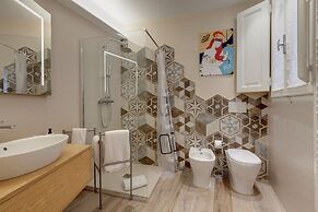 Central Berchet With Terrace and Private Entrance