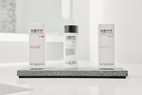 The Godfrey Detroit, Curio Collection By Hilton